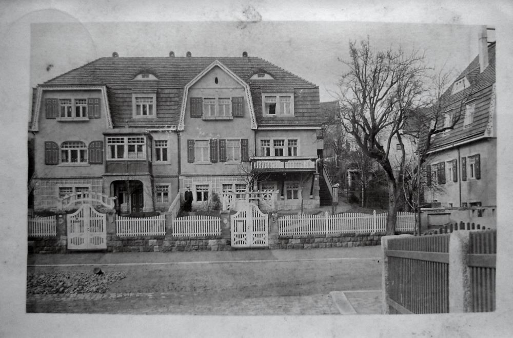 Heiligenbornstraße 8,10 (Schulstraße 8,10)