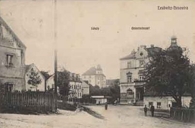 Klosterteichplatz 4 (Teichplatz 4)