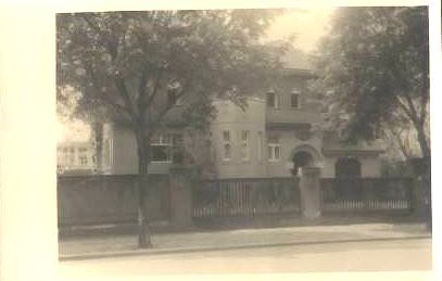 Uhdestraße 40 (Lindenstraße 40)