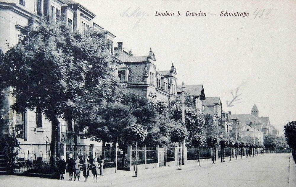 Dieselstraße 41 (Schulstraße 35) / Hertzstraße (Residenzstraße)