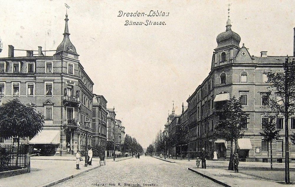 Bünaustraße 42 / Clara-Zetkin-Straße (Wallwitzstraße)