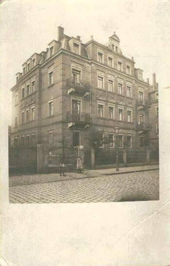 Emil-Ueberall-Straße 18 (Herbertstraße 18)
