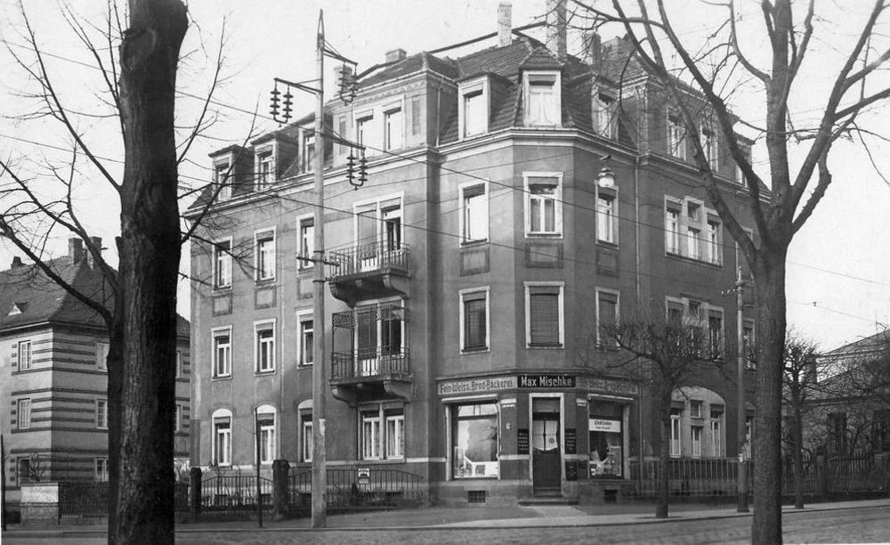 Rudolf-Renner-Straße 20 (Kronprinzenstraße 20) / Bramschstraße