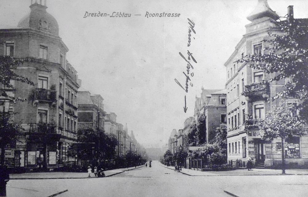 Waldheimer Straße 2 (Roonstraße 2) / Clara-Zetkin-Straße (Wallwitzstraße)