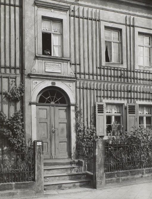 Friedrich-Wieck-Straße 10