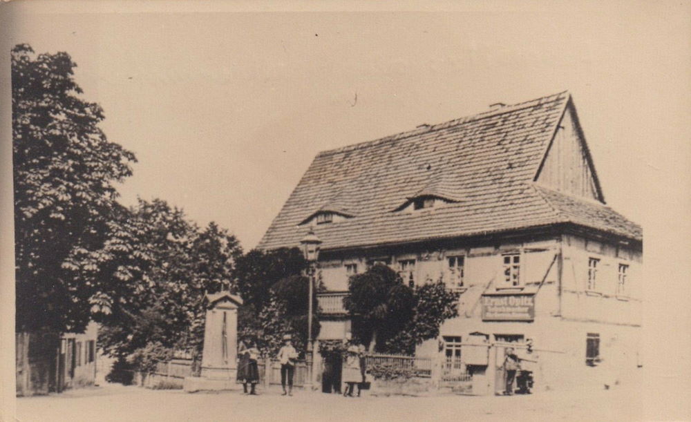 Friedrich-Wieck-Straße