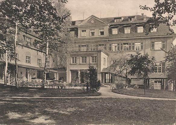 Franziska-Tiburtius-Straße 8-8c