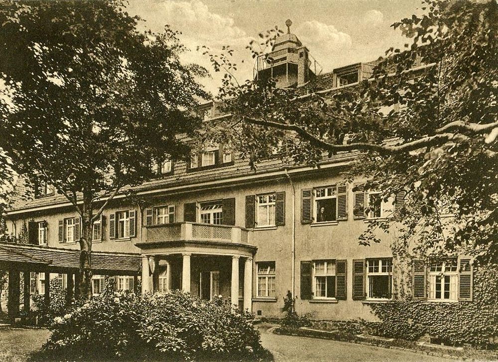 Franziska-Tiburtius-Straße 10