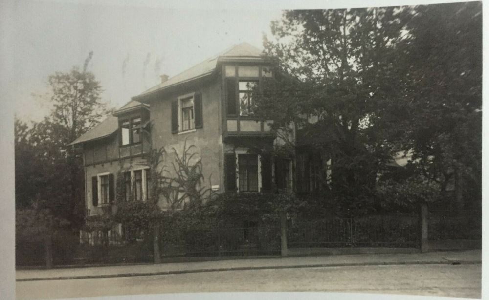 Oskar-Pletsch-Straße 2