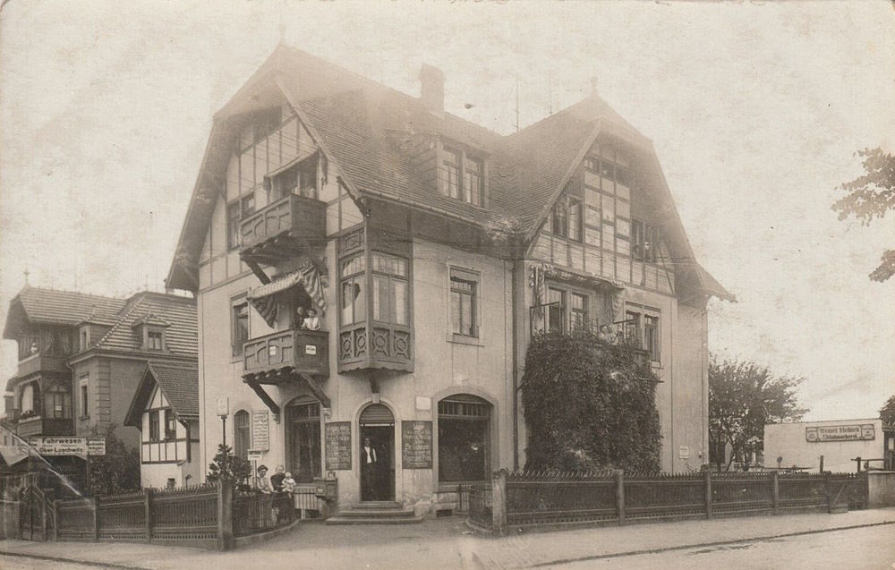 Oskar-Pletsch-Straße 15