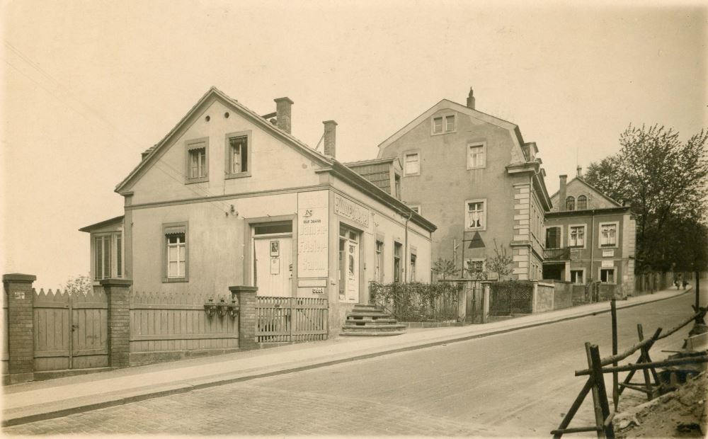 Schillerstraße 3
