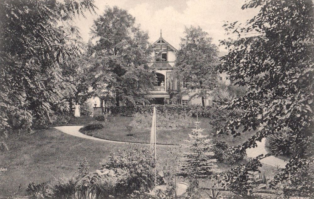 Schillerstraße 31