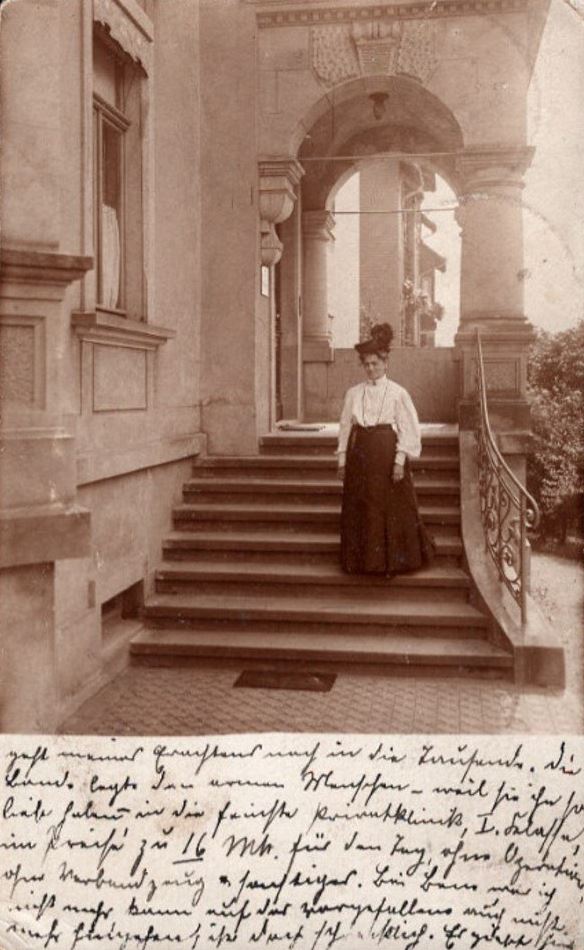 Straußstraße 1