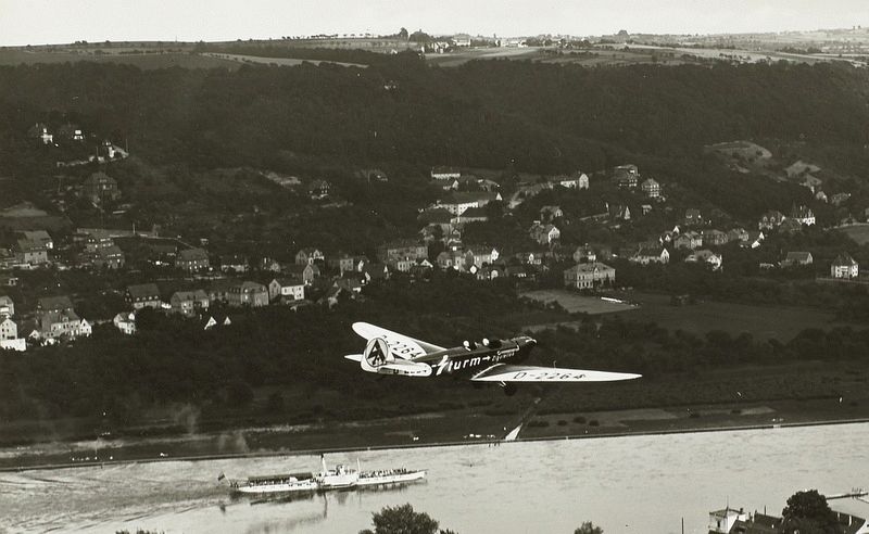 Luftbild - Niederpoyritz<br>Sturm-Werbeflieger