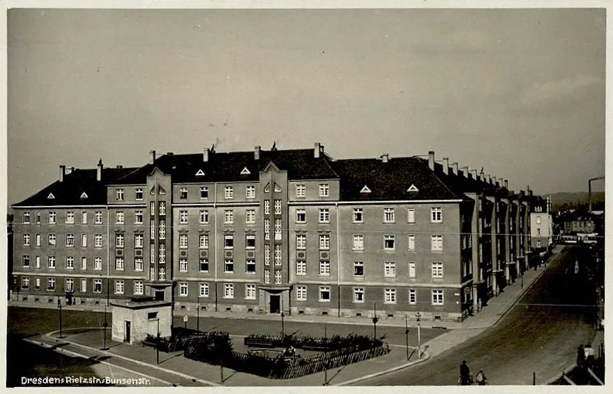 Rietzstraße 56-60 / Bunsenstraße 20