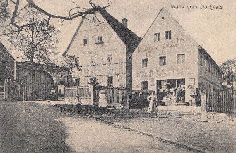 Altmockritz 13 (Dorfplatz 13)