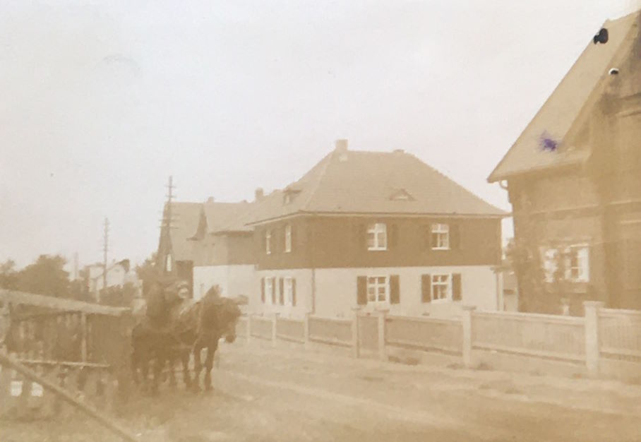 Burgwartstraße 23
