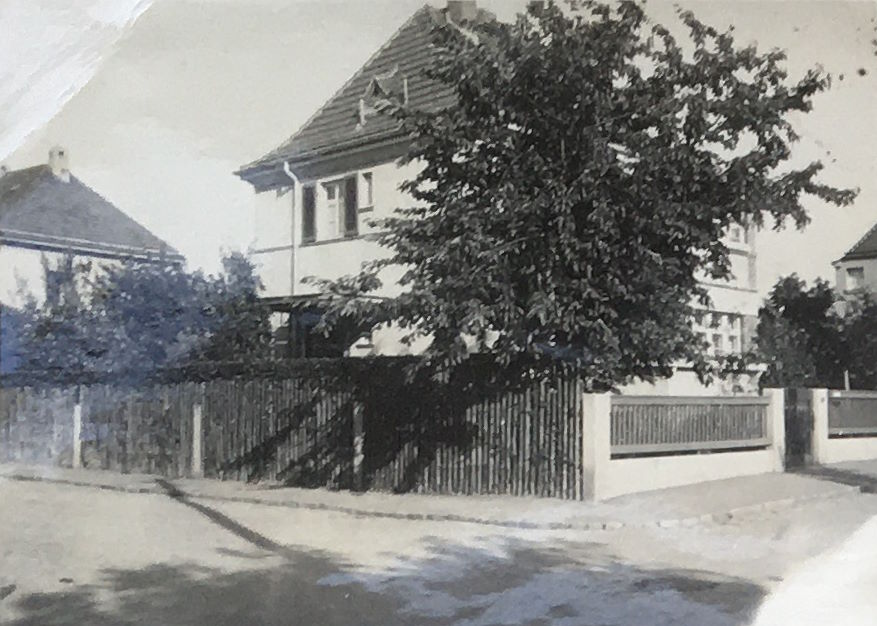 Luftbadstraße 15