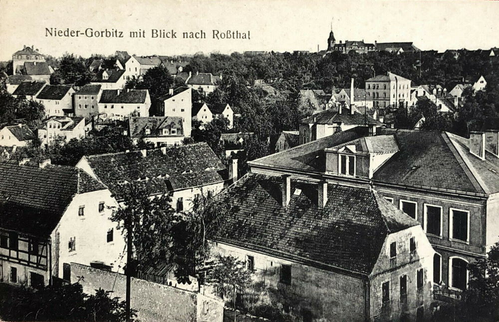 Uthmannstraße (Dorfstraße) / Leßkestraße