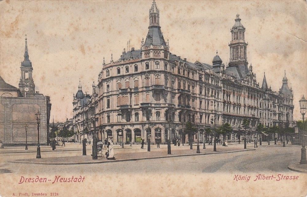 Albertstraße 21