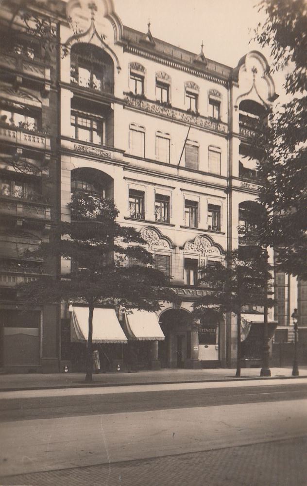 Albertstraße 22 (König-Albert-Straße 22)