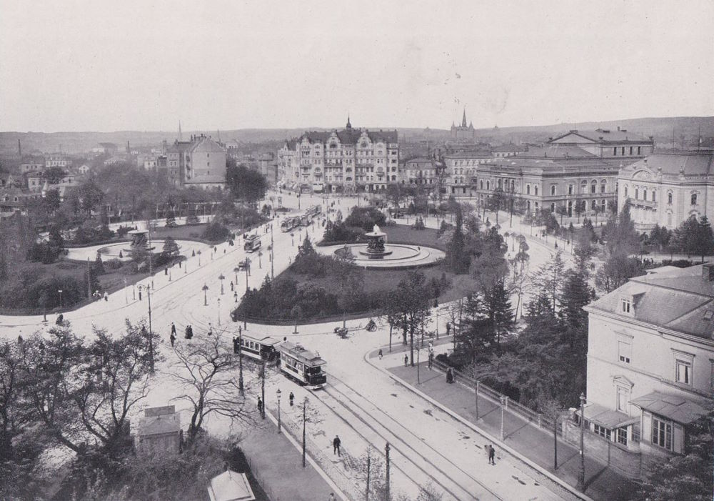 Albertplatz 2