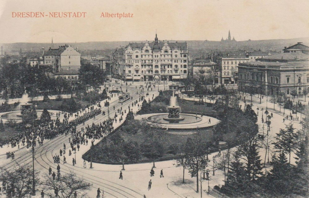 Albertplatz 2