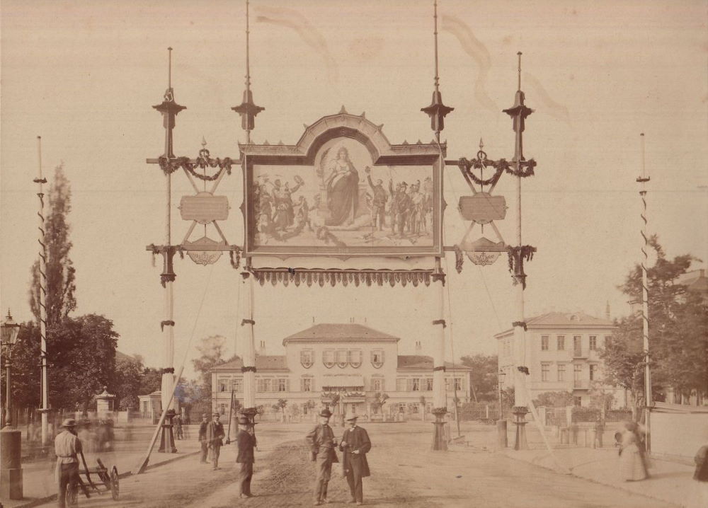 Albertplatz