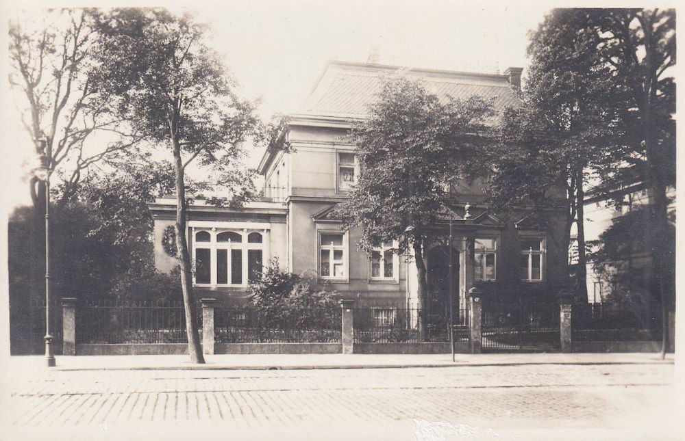 Antonstraße 15