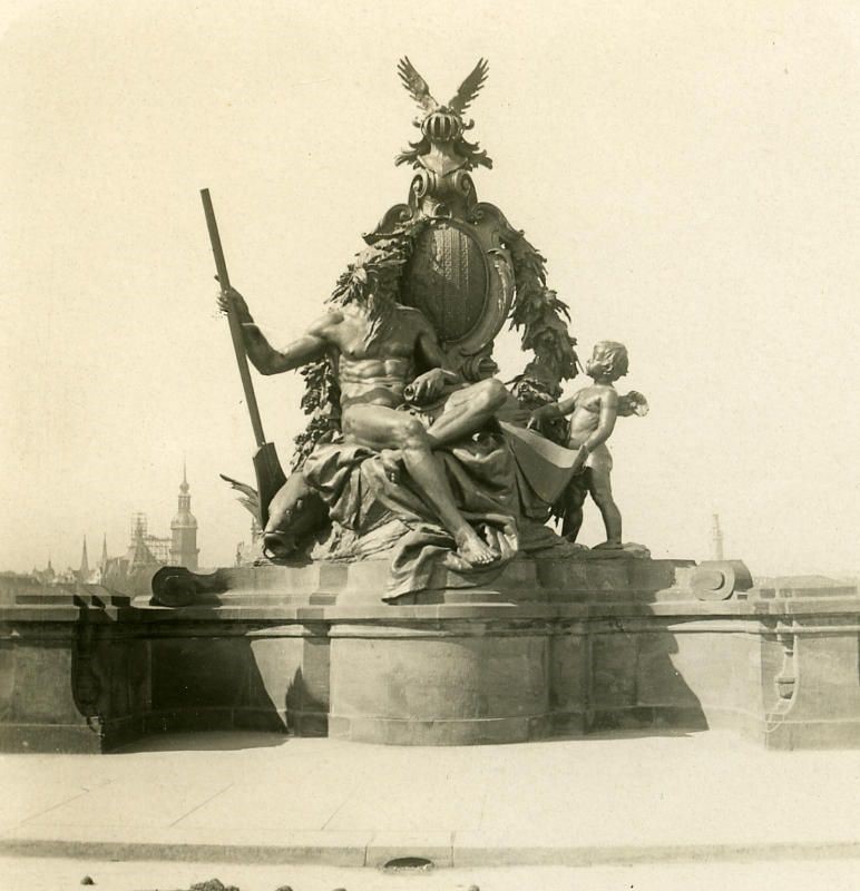 Carolabrücke