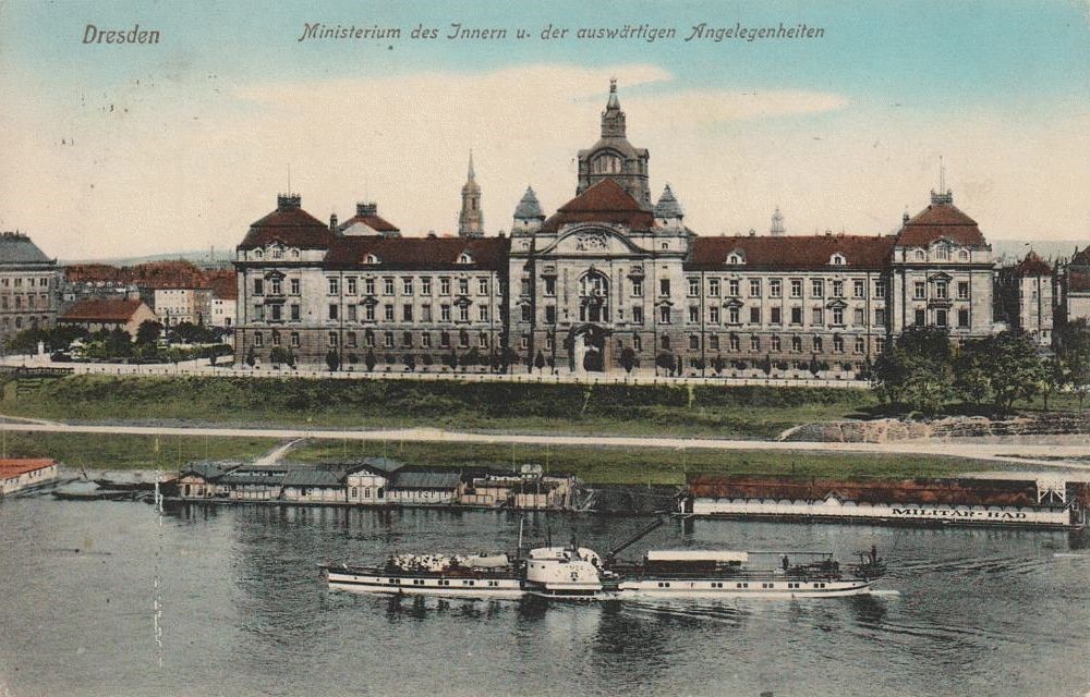 Carolaplatz 2