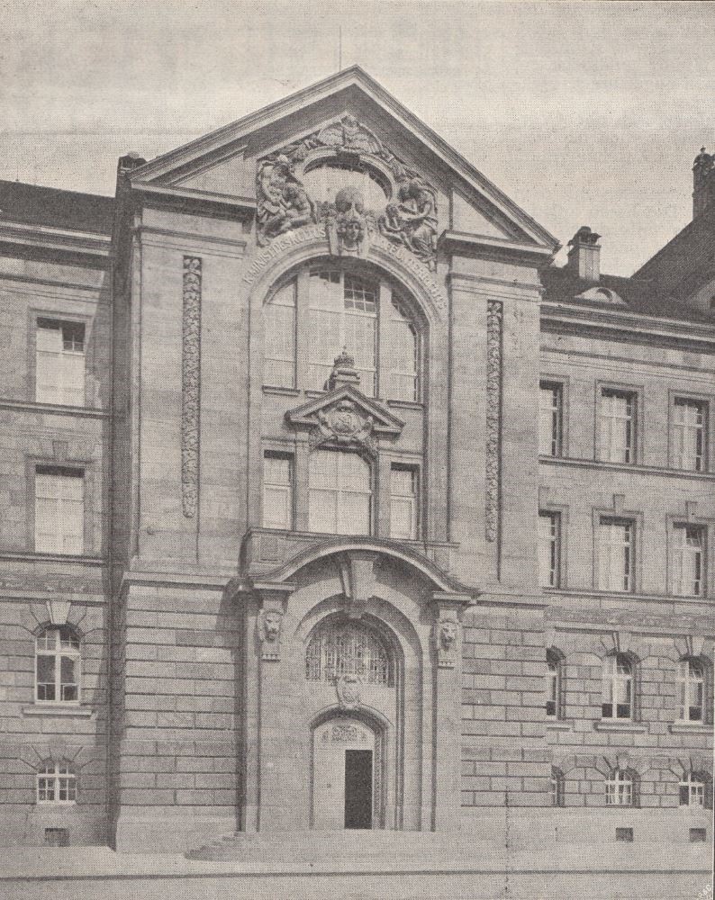 Carolaplatz 2