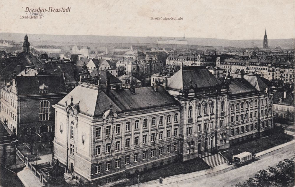 Carolaplatz 2