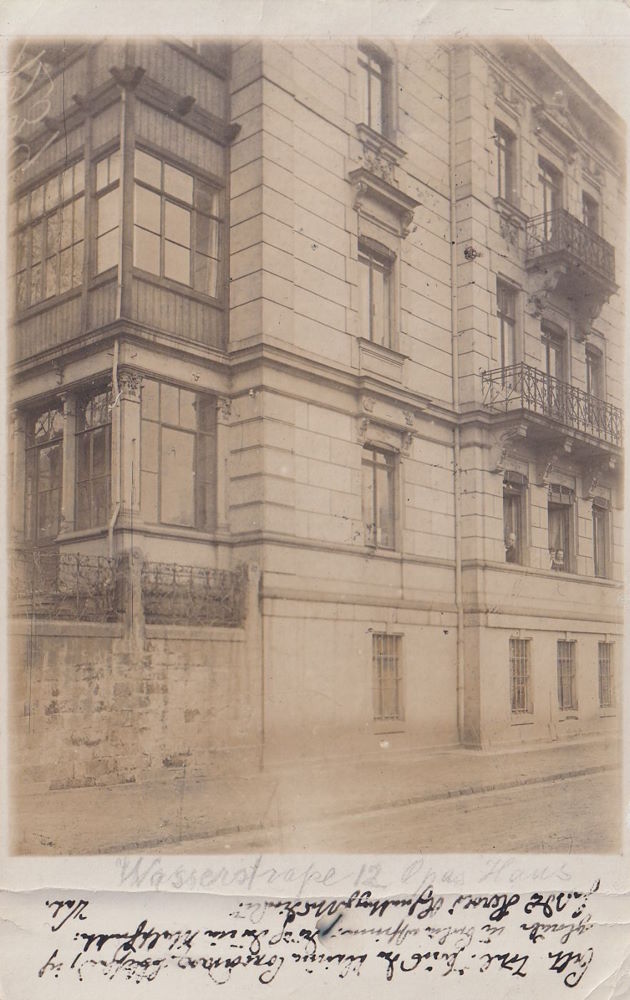 Carusufer 12 (Wasserstraße 12)