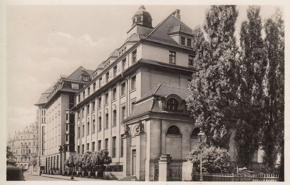 Archivstraße 14 (Düppelstraße 14)