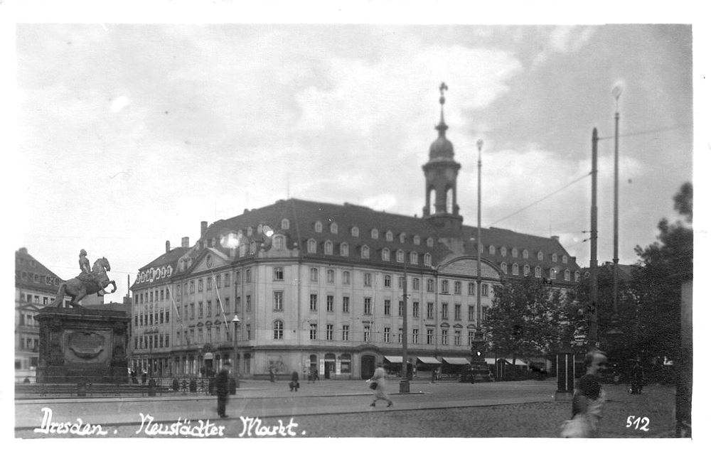Hauptstraße 1