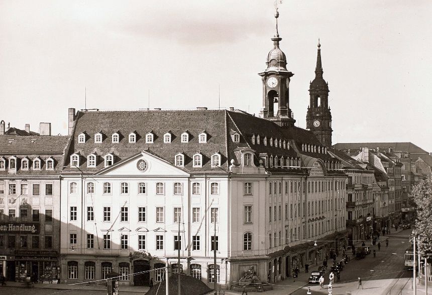Hauptstraße 1