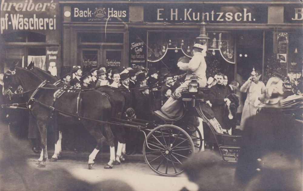 Hauptstraße 12