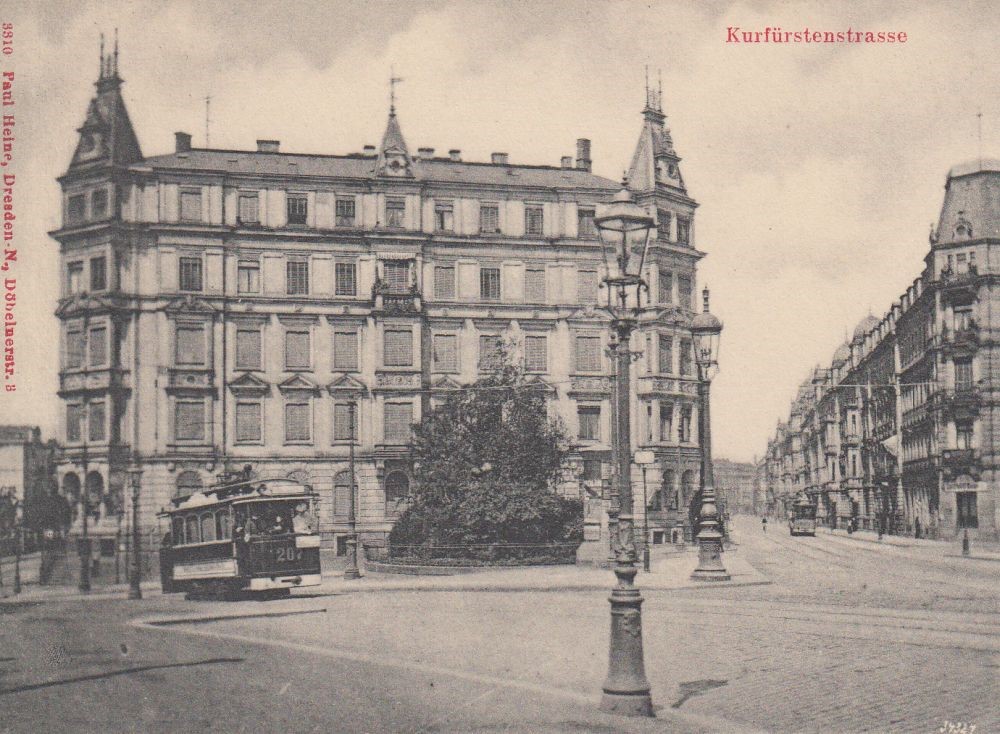 Hoyerswerdaer Straße 1 (Kurfürstenstraße 1), Glacisstraße 2