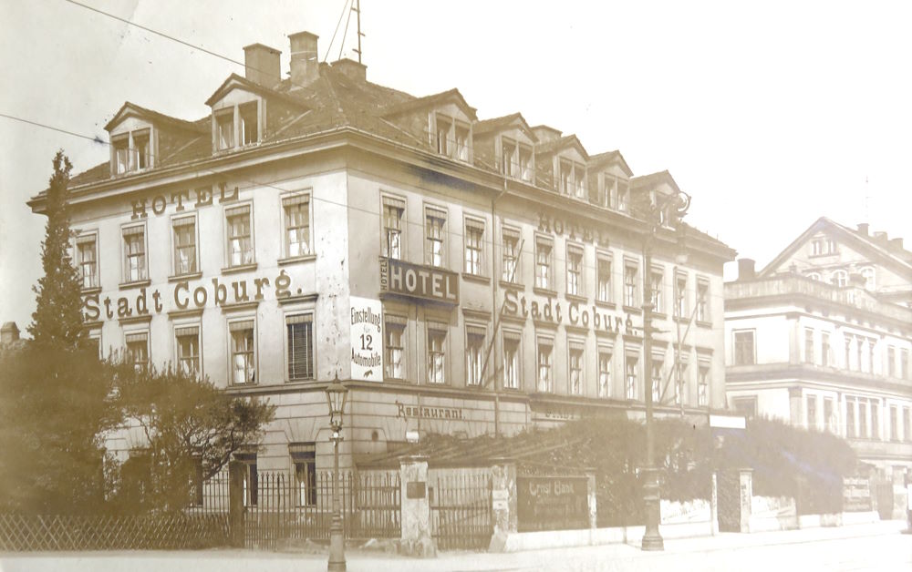 Robert-Blum-Straße 1