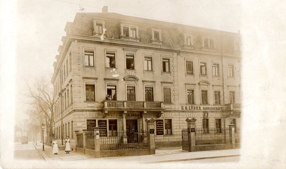 Robert-Blum-Straße 6 (Kaiserstraße 6) / Theresienstraße