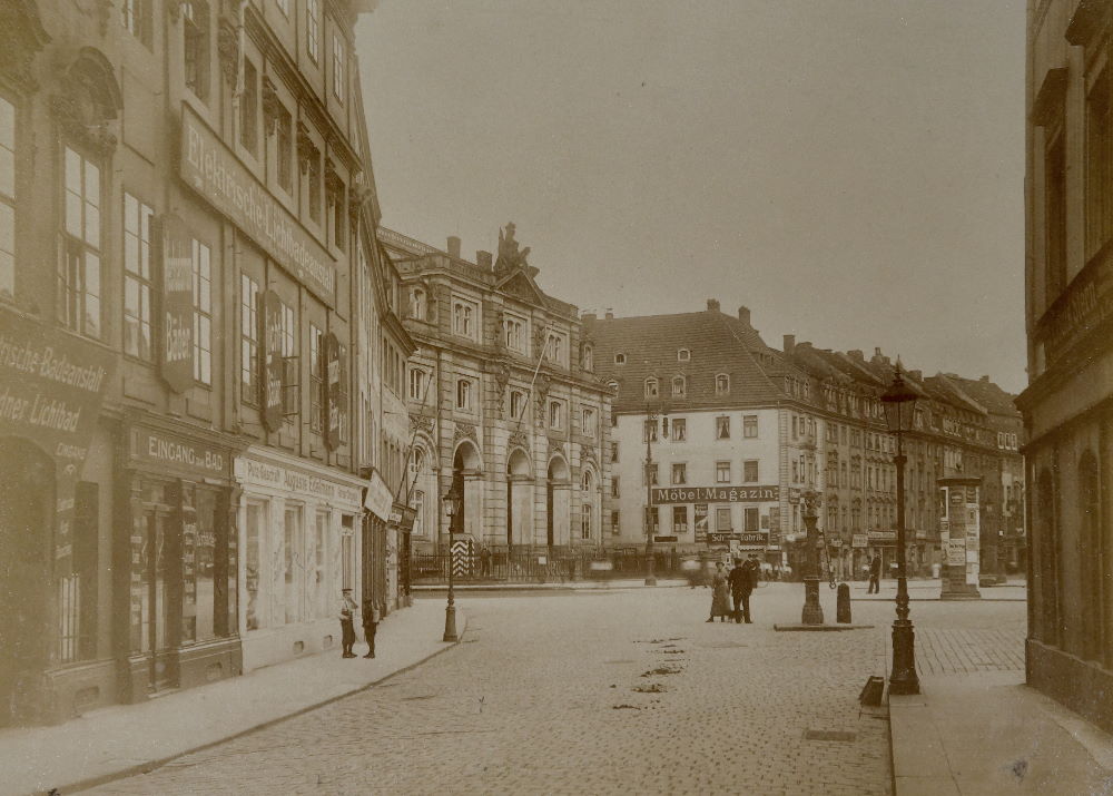 Große Klostergasse 12