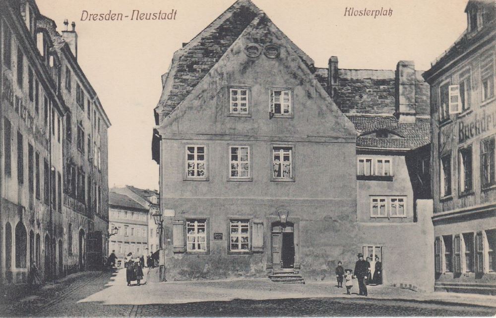 Klosterplatz 2
