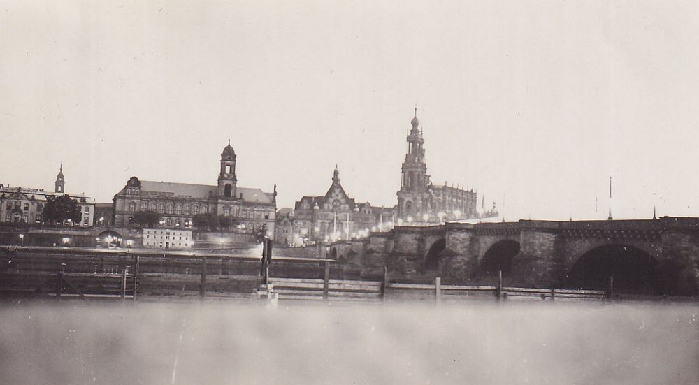 Neues Königsufer