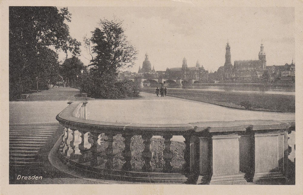 Neues Königsufer