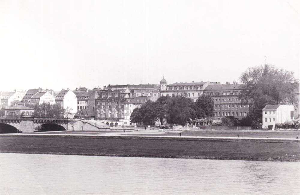 Neues Königsufer