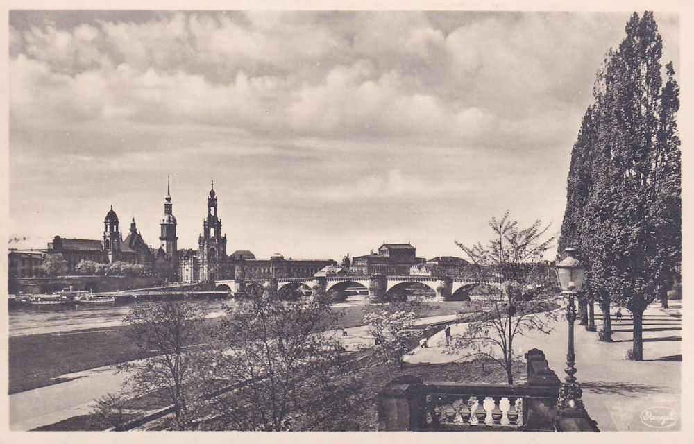Neues Königsufer