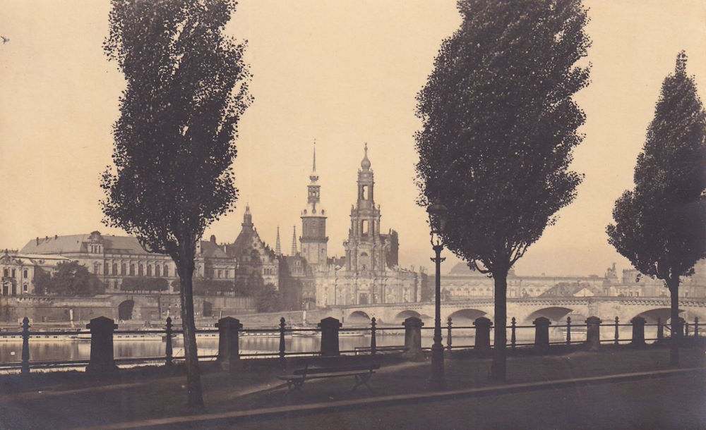Königsufer