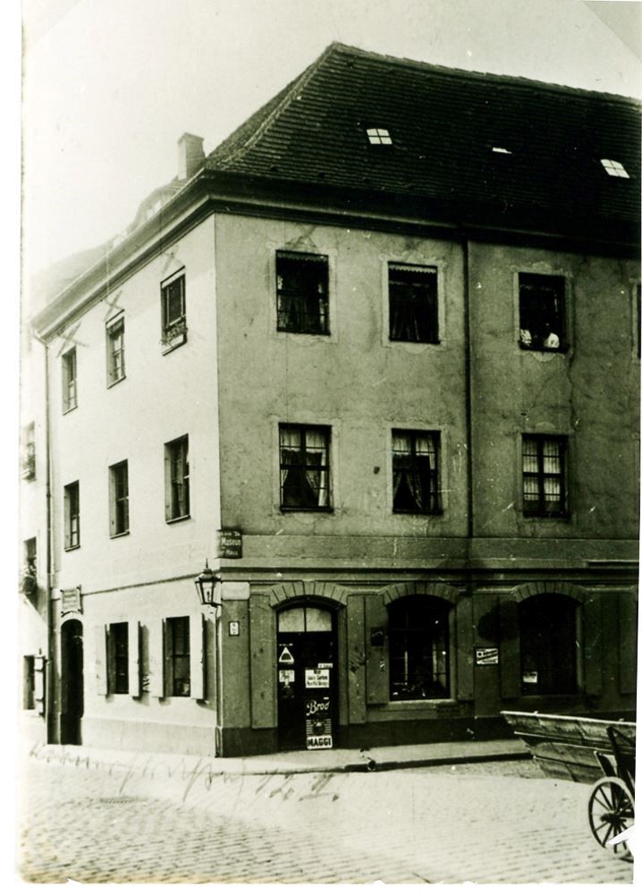 Körnerstraße 12 (Am Kohlmarkt 9) / Palaisgäßchen