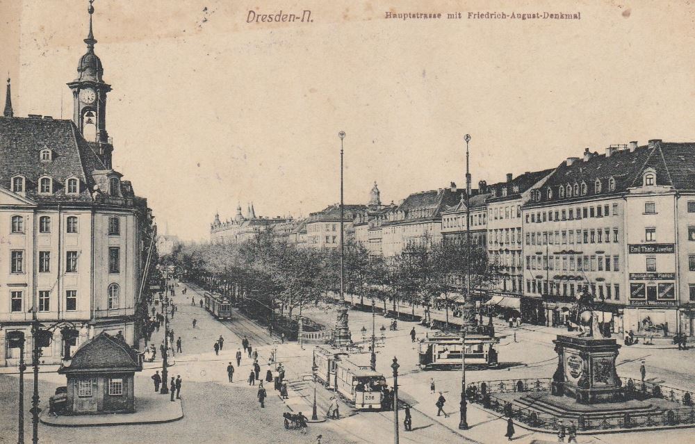 Neustädter Markt